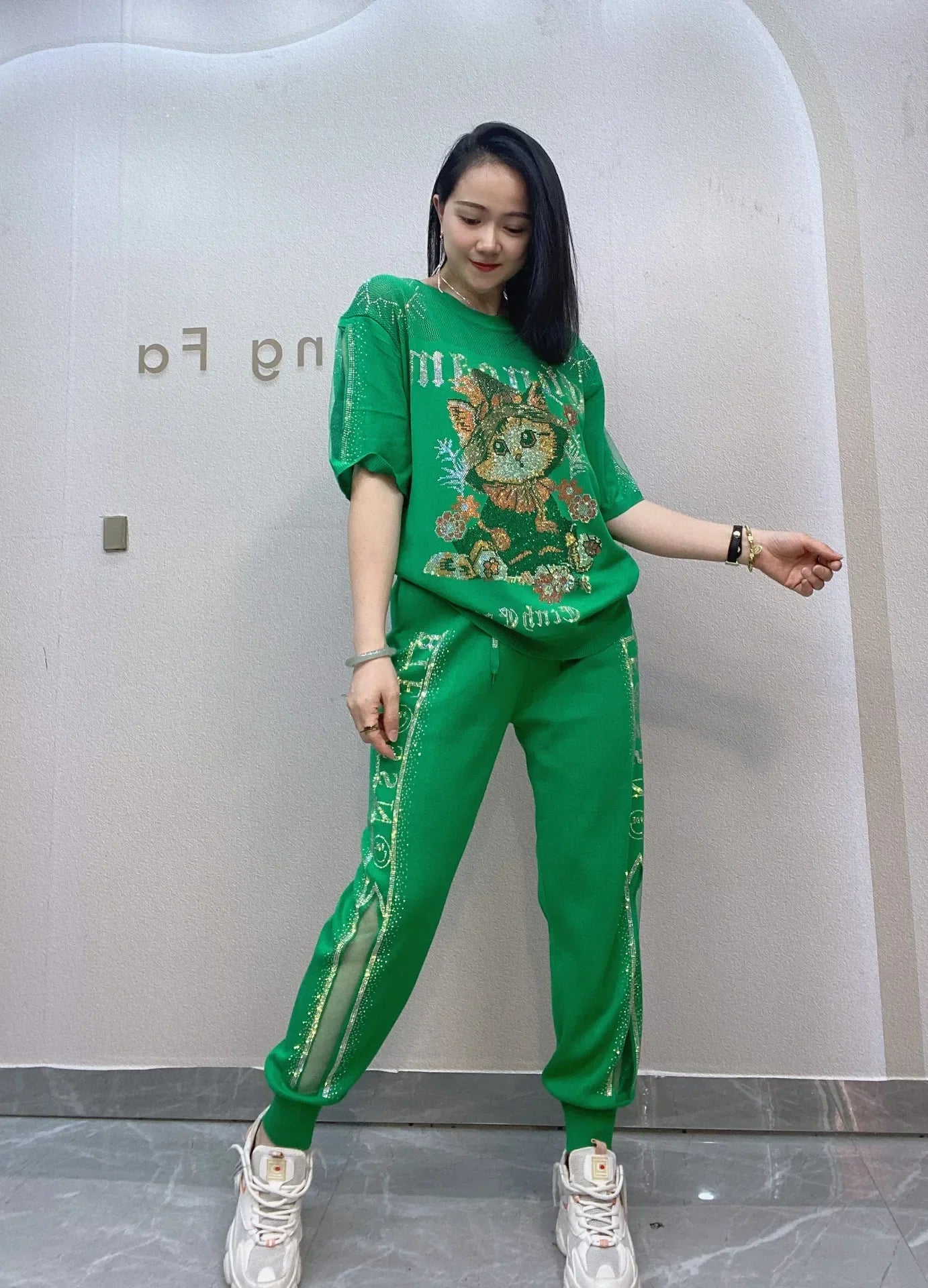 2PCS Knitted Cartoon Shiny Rhinestones Tracksuit