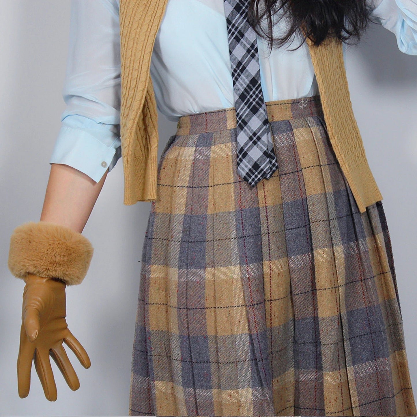 Women's Short Faux Leather Rabbit Fur Trim Gloves