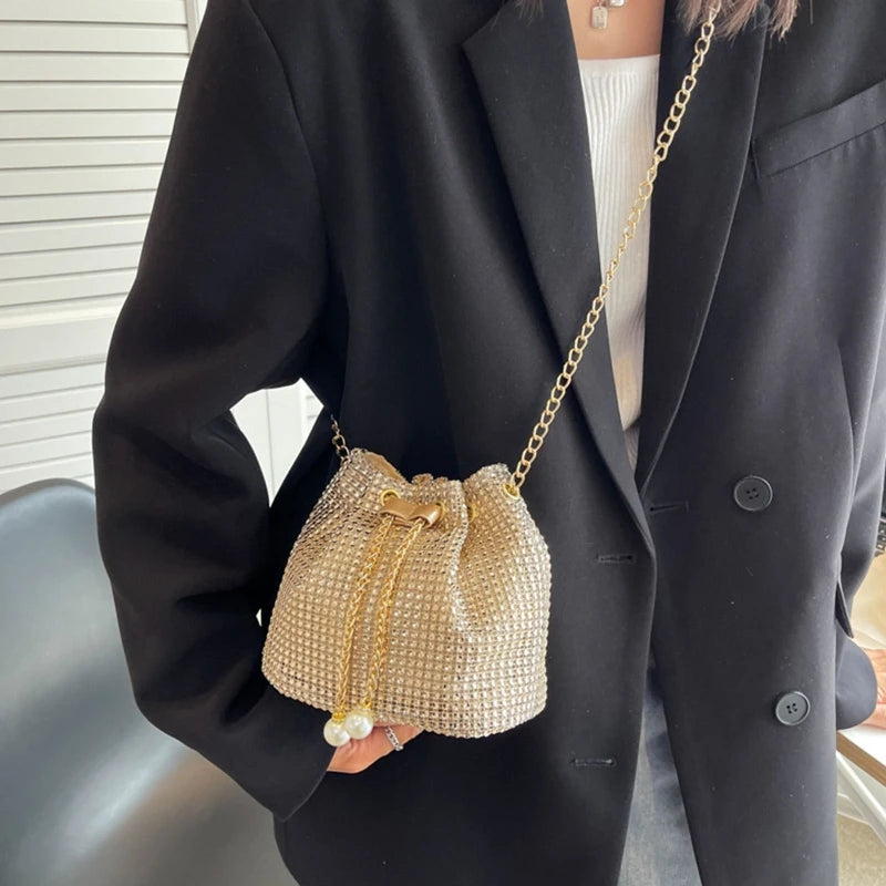 Simple Chain Bucket Bag