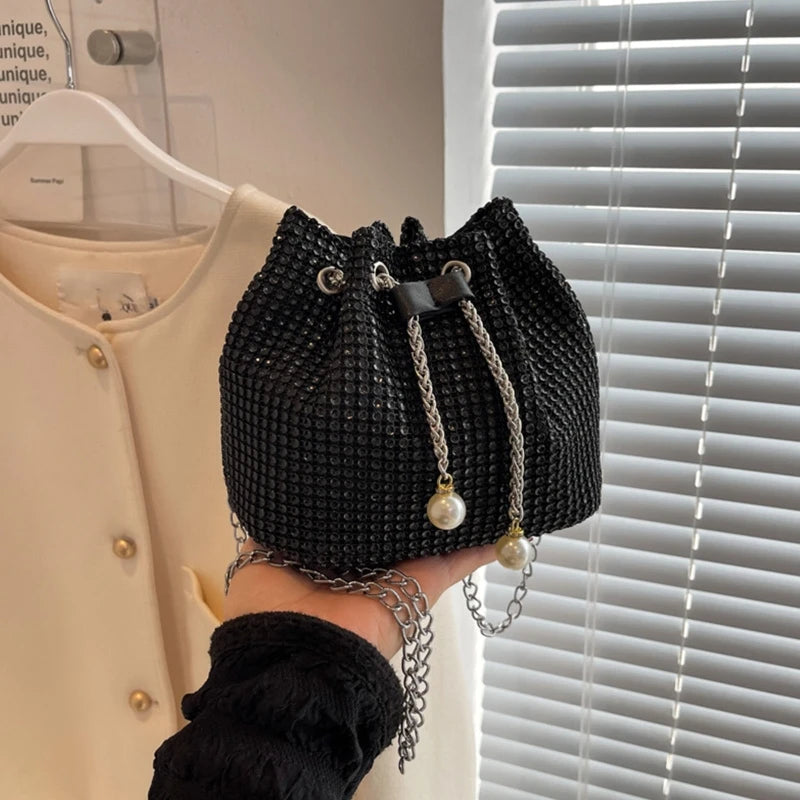 Simple Chain Bucket Bag