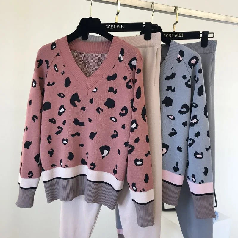 Loose V-neck Pullovers Leopard Print Knitted 2 Piece Sets