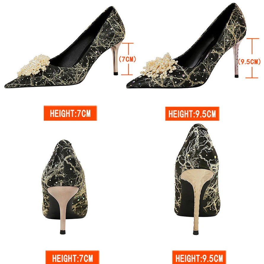 Pearl Flowers Rhinestone Pumps